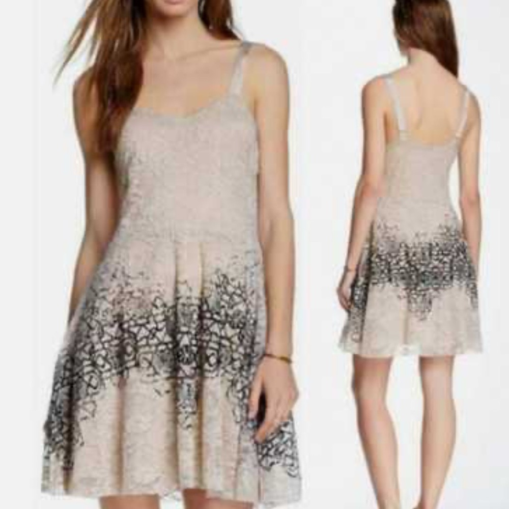 Free People lined lace dress size xs
